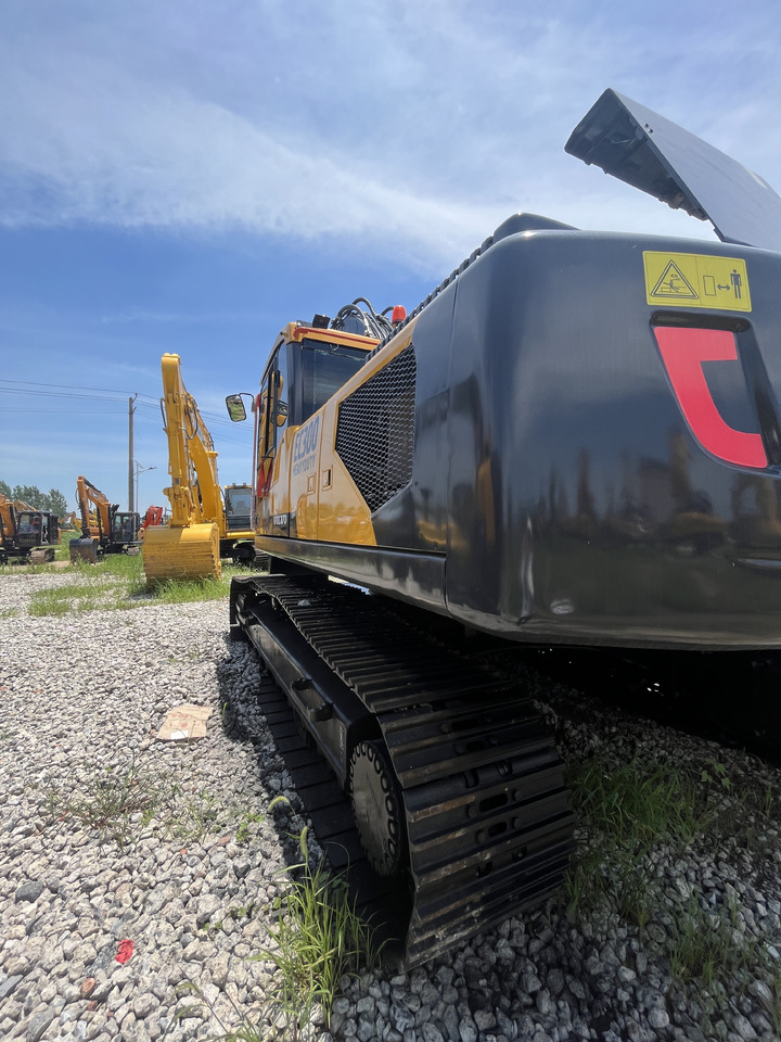 Volvo EC300DL - Гусеничный экскаватор: фото 4 Volvo EC300DL - Гусеничный экскаватор: фото 4