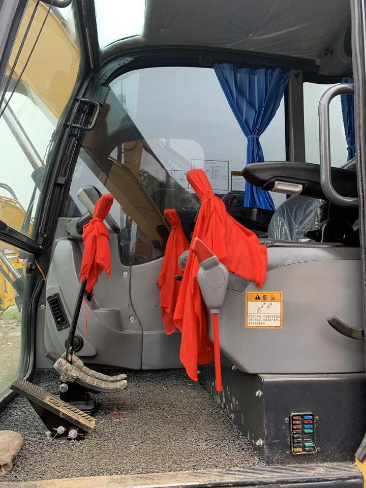 XCMG XE 85DA - Мини-экскаватор: фото 5 XCMG XE 85DA - Мини-экскаватор: фото 5