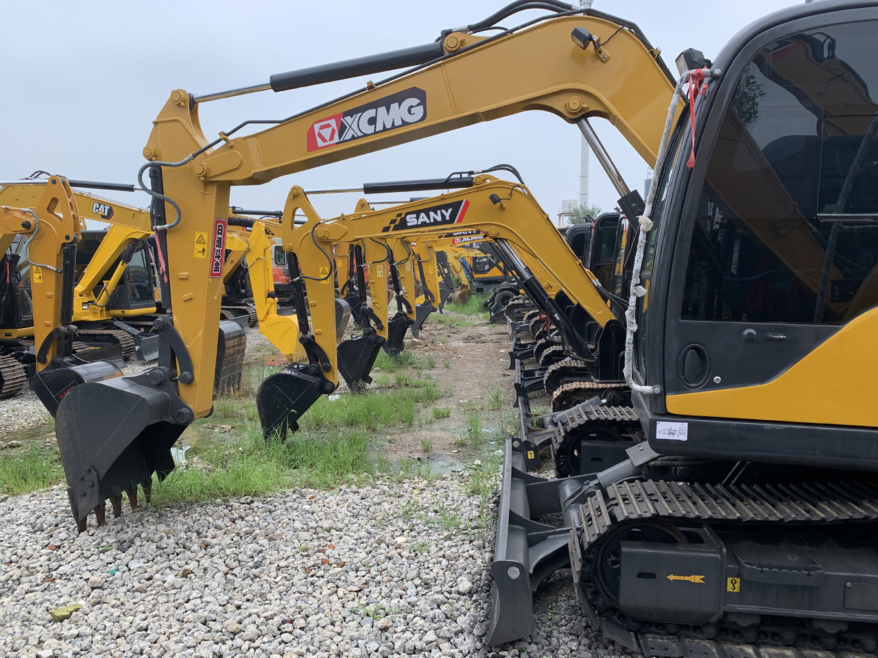 XCMG XE 85DA - Мини-экскаватор: фото 4 XCMG XE 85DA - Мини-экскаватор: фото 4