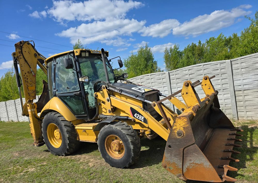 Caterpillar - Экскаватор-погрузчик: фото 2 Caterpillar - Экскаватор-погрузчик: фото 2