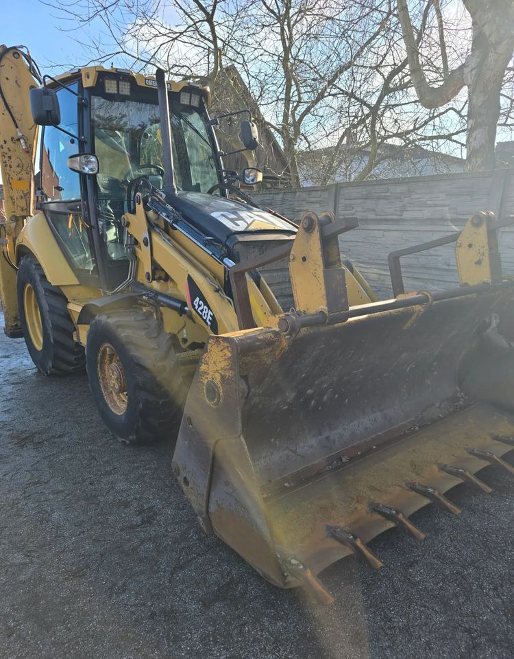 Caterpillar - Экскаватор-погрузчик: фото 2 Caterpillar - Экскаватор-погрузчик: фото 2