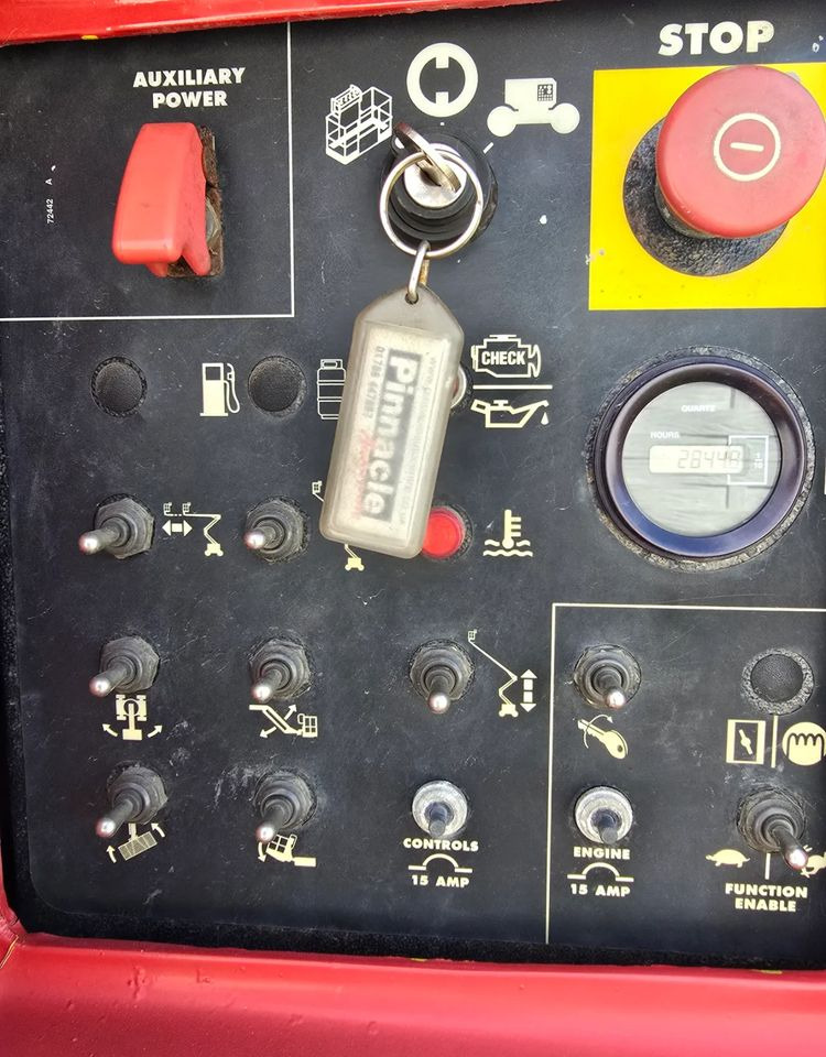 Genie - Коленчатый подъемник: фото 3 Genie - Коленчатый подъемник: фото 3