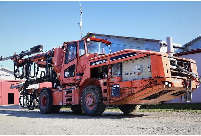 Tamrock AXERA T12 DATA-3.15 - Буровая машина: фото 1 Tamrock AXERA T12 DATA-3.15 - Буровая машина: фото 1