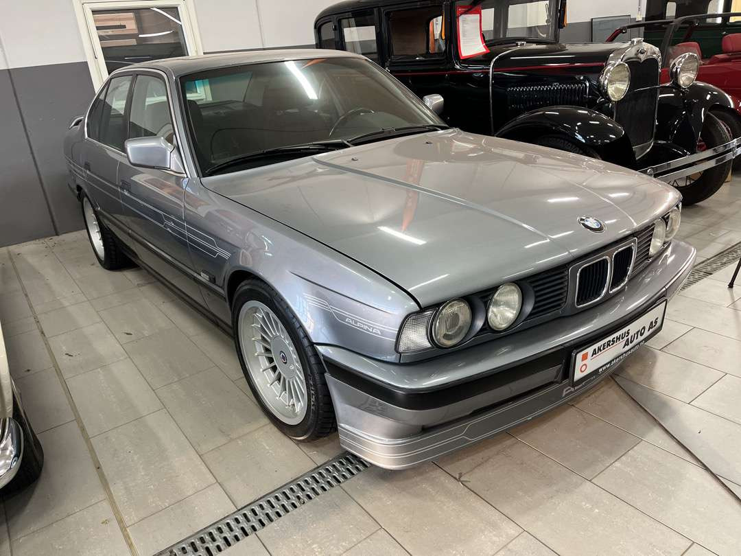 Легковой автомобиль 1992 BMW Alpina B10 3,5: фото 1