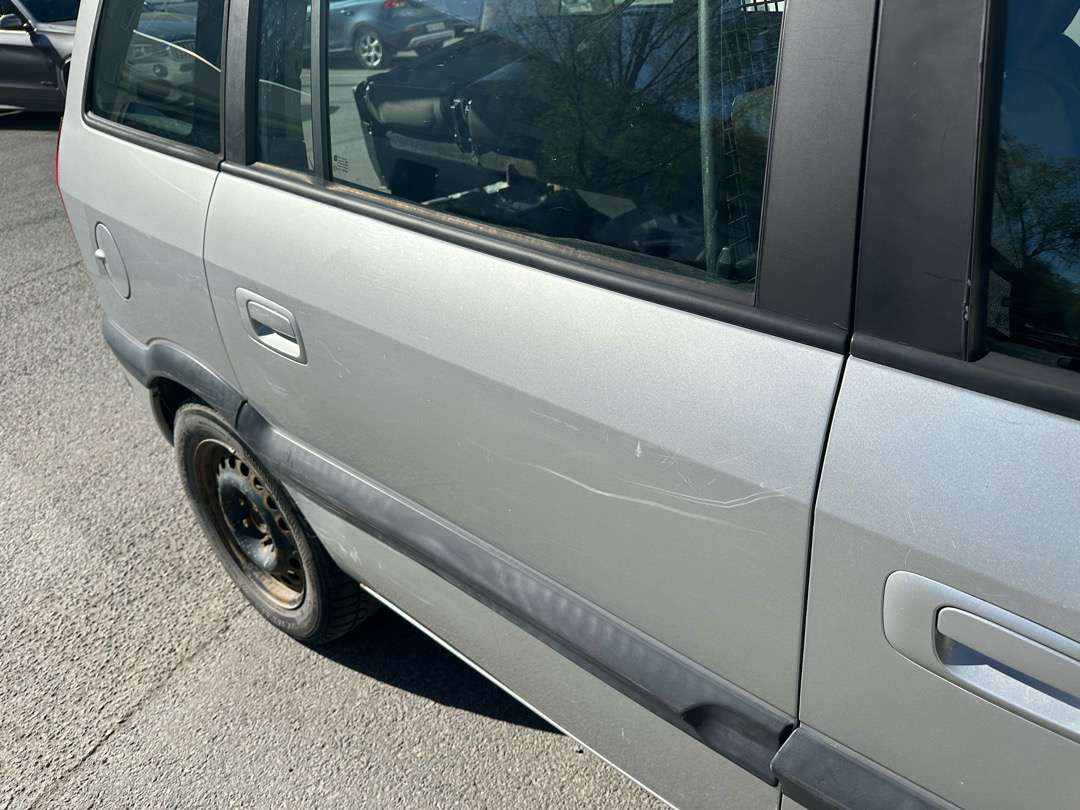 2003 Opel Zafira 1.8 Comfort / Lav km / - Легковой автомобиль: фото 5 2003 Opel Zafira 1.8 Comfort / Lav km / - Легковой автомобиль: фото 5