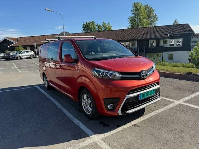 2017 Varebil Toyota Proace Lang utgave (Lav km stand) EU-Godkjent - Цельнометаллический фургон: фото 2 2017 Varebil Toyota Proace Lang utgave (Lav km stand) EU-Godkjent - Цельнометаллический фургон: фото 2