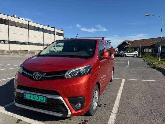 2017 Varebil Toyota Proace Lang utgave (Lav km stand) EU-Godkjent - Цельнометаллический фургон: фото 1 2017 Varebil Toyota Proace Lang utgave (Lav km stand) EU-Godkjent - Цельнометаллический фургон: фото 1