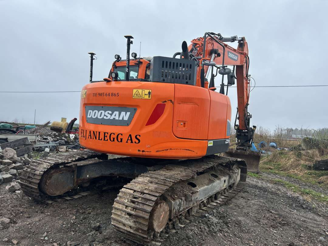 2018 Beltegraver 24 tonn Doosan DX 235LCR S 70-feste - Экскаватор: фото 3 2018 Beltegraver 24 tonn Doosan DX 235LCR S 70-feste - Экскаватор: фото 3