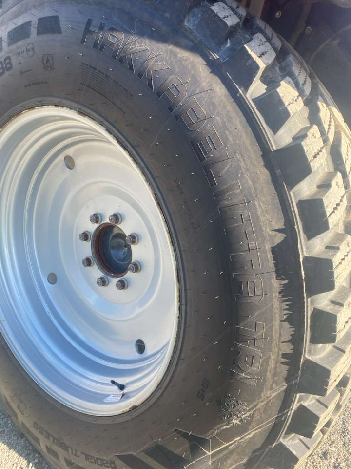 2023 Nokian Hakkapeliitta TRI industrihjul - Инструмент/ Оборудование: фото 3 2023 Nokian Hakkapeliitta TRI industrihjul - Инструмент/ Оборудование: фото 3