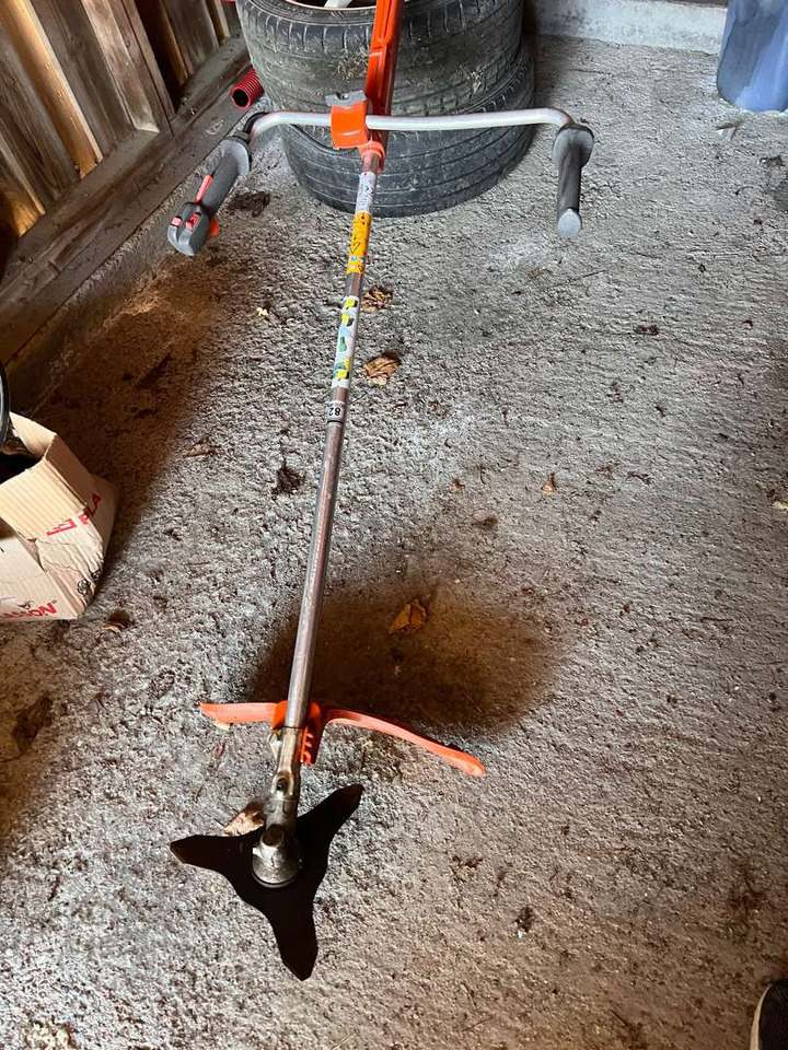 Husqvarna kantklipper repobjekt - Другая техника: фото 4 Husqvarna kantklipper repobjekt - Другая техника: фото 4