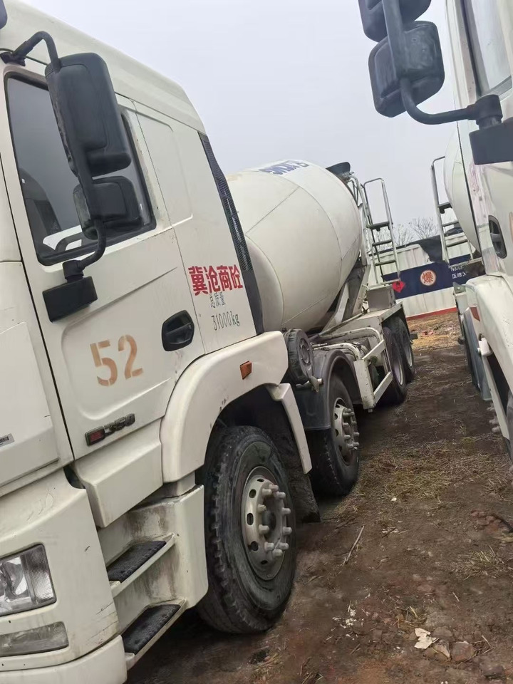 XUGONG - Автобетоносмеситель: фото 3 XUGONG - Автобетоносмеситель: фото 3