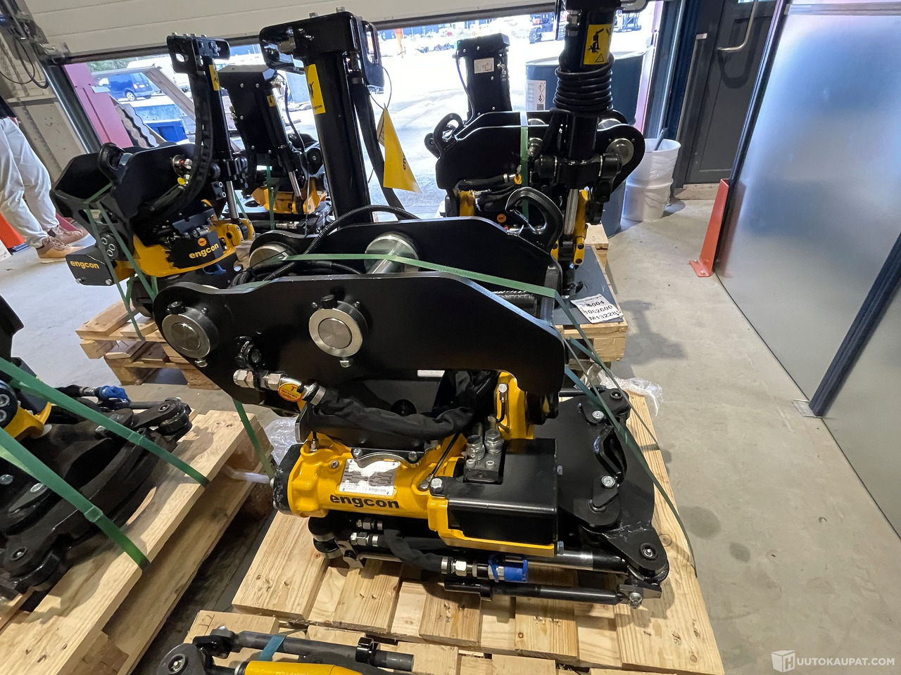 Тилтротатор Engcon EC 206 Tiltti + Pihdit, Lempäälä: фото 1