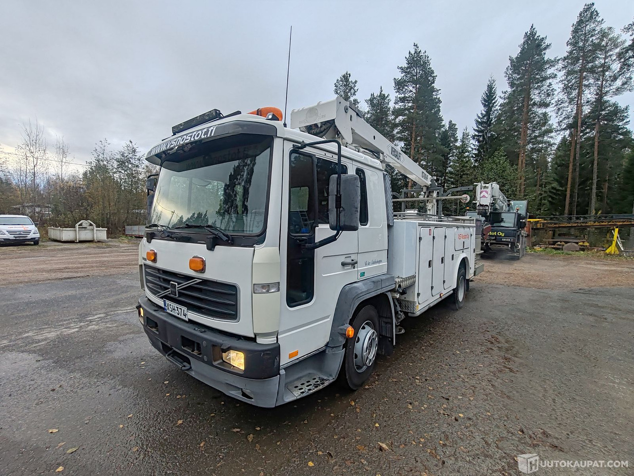 Volvo FL6 nostokoriauto, 2004, Kurikka - Грузовик: фото 2 Volvo FL6 nostokoriauto, 2004, Kurikka - Грузовик: фото 2
