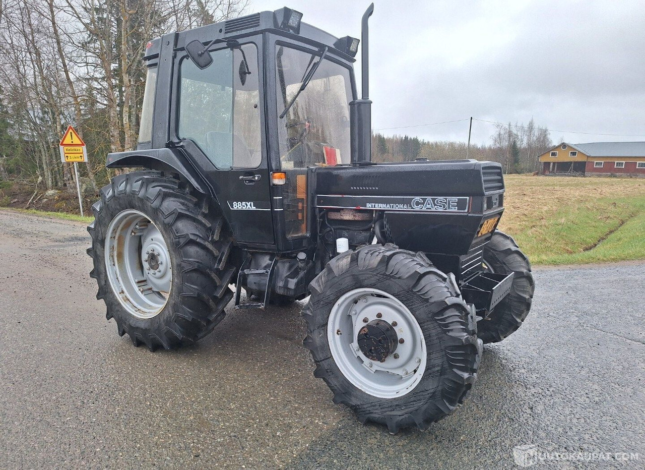 Case IH 885XL, 1988, 4.4 l, Diesel, 7 900 h Traktori, Akaa - Сельскохозяйственная техника: фото 3 Case IH 885XL, 1988, 4.4 l, Diesel, 7 900 h Traktori, Akaa - Сельскохозяйственная техника: фото 3