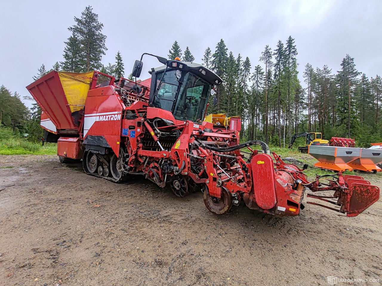 Grimme Maxtron 620 juurikkaannostokone, 2008, 6150H, Kristiinankaupunki - Сельскохозяйственная техника: фото 2 Grimme Maxtron 620 juurikkaannostokone, 2008, 6150H, Kristiinankaupunki - Сельскохозяйственная техника: фото 2