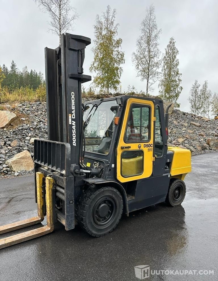 Doosan Daewoo D50-C2, 2007, 4 900 h dieseltrukki, Lempäälä - Строительная техника: фото 1 Doosan Daewoo D50-C2, 2007, 4 900 h dieseltrukki, Lempäälä - Строительная техника: фото 1