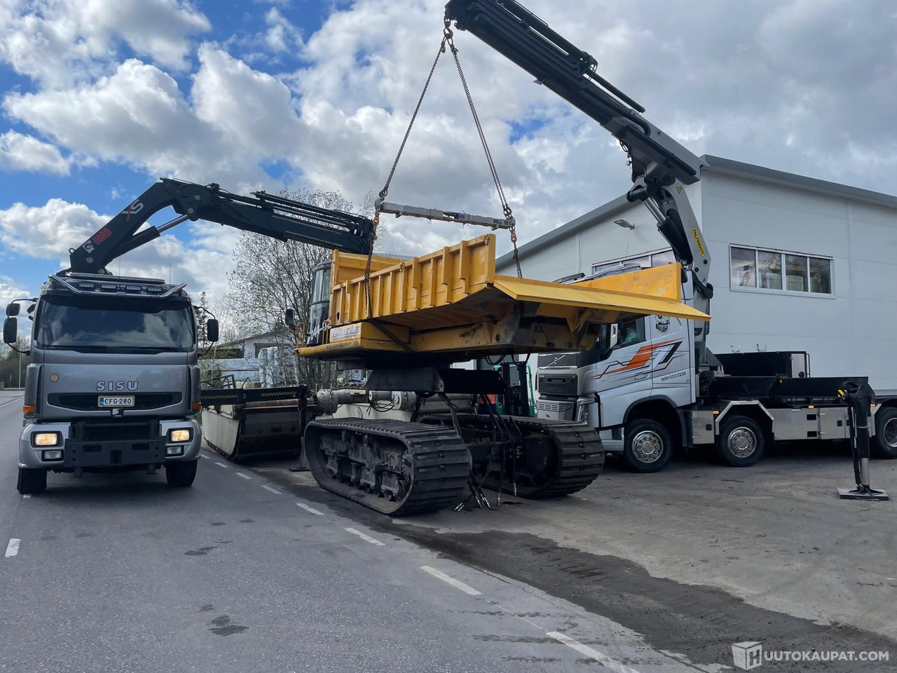 Строительная техника Dumpperi Komatsu CDR-110 irroitettavalla kumitela-alustalla, sekä tuppisovitteinen tukkinosturi kauhalla - Intexw, Lieto: фото 13