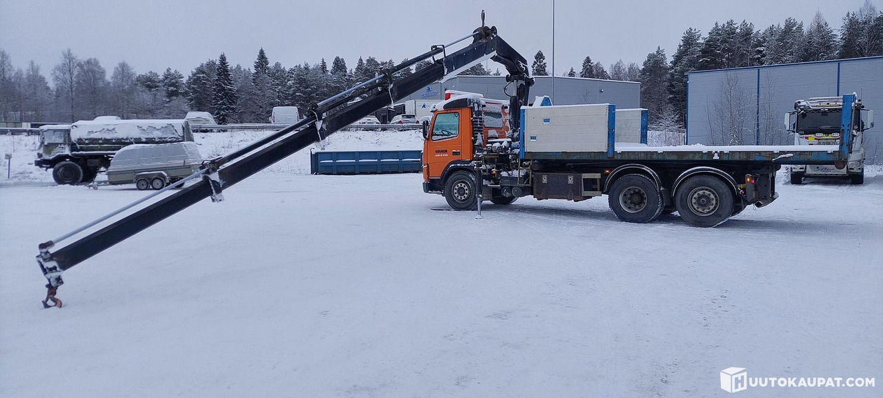 Volvo FM7, 1999, Kajaani - Грузовик бортовой/ Платформа, Автоманипулятор: фото 1 Volvo FM7, 1999, Kajaani - Грузовик бортовой/ Платформа, Автоманипулятор: фото 1