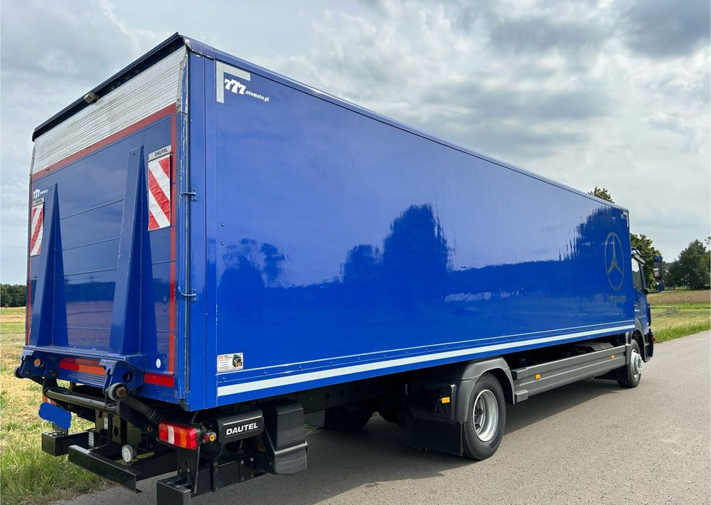 Mercedes-Benz Atego 1524 Z Niemiec 8.65m TOP 2018 Przód i tył na poduszkach 15t DMC / TOP STAN - Грузовик с закрытым кузовом: фото 3 Mercedes-Benz Atego 1524 Z Niemiec 8.65m TOP 2018 Przód i tył na poduszkach 15t DMC / TOP STAN - Грузовик с закрытым кузовом: фото 3