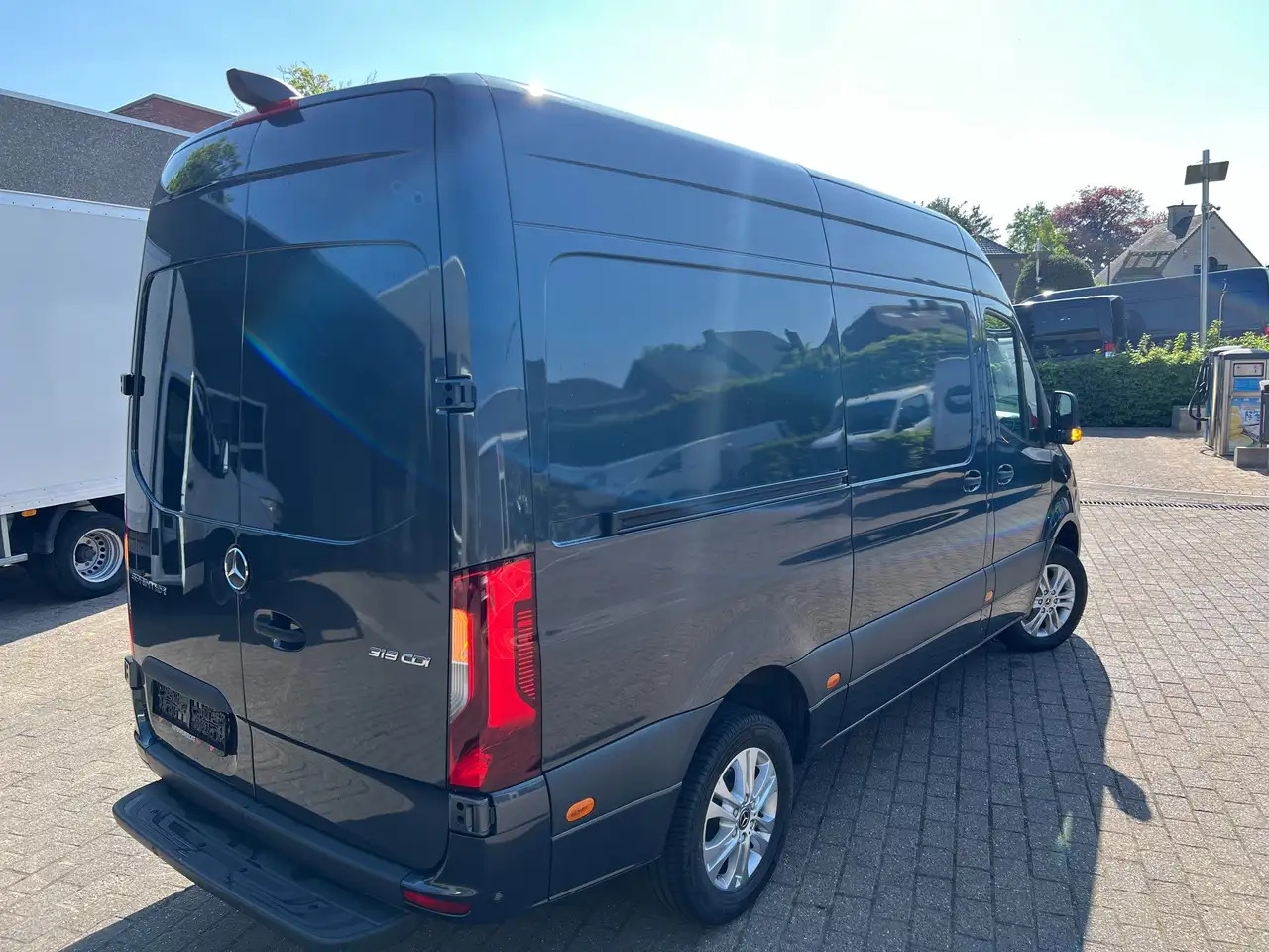 Mercedes-Benz Sprinter 319 L2H2 RWD (46.000€ex) CAMERA 360|MBUX 10,5" - Цельнометаллический фургон, Грузопассажирский фургон: фото 3 Mercedes-Benz Sprinter 319 L2H2 RWD (46.000€ex) CAMERA 360|MBUX 10,5" - Цельнометаллический фургон, Грузопассажирский фургон: фото 3