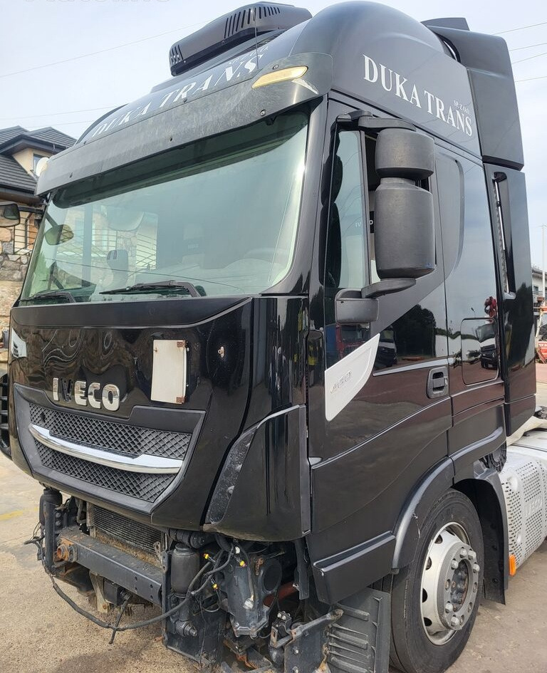 IVECO Stralis Hi-Way XP 2017r. Lift truck - Кабина для Грузовиков: фото 1 IVECO Stralis Hi-Way XP 2017r. Lift truck - Кабина для Грузовиков: фото 1