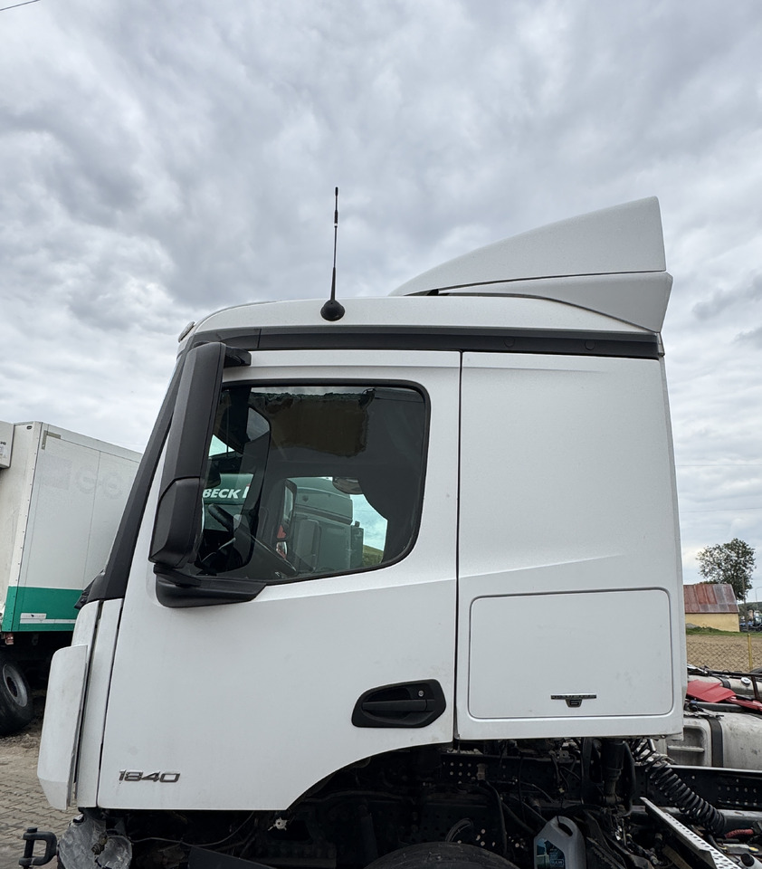 Mercedes Actros MP 4 Antos - Запчасти: фото 3 Mercedes Actros MP 4 Antos - Запчасти: фото 3