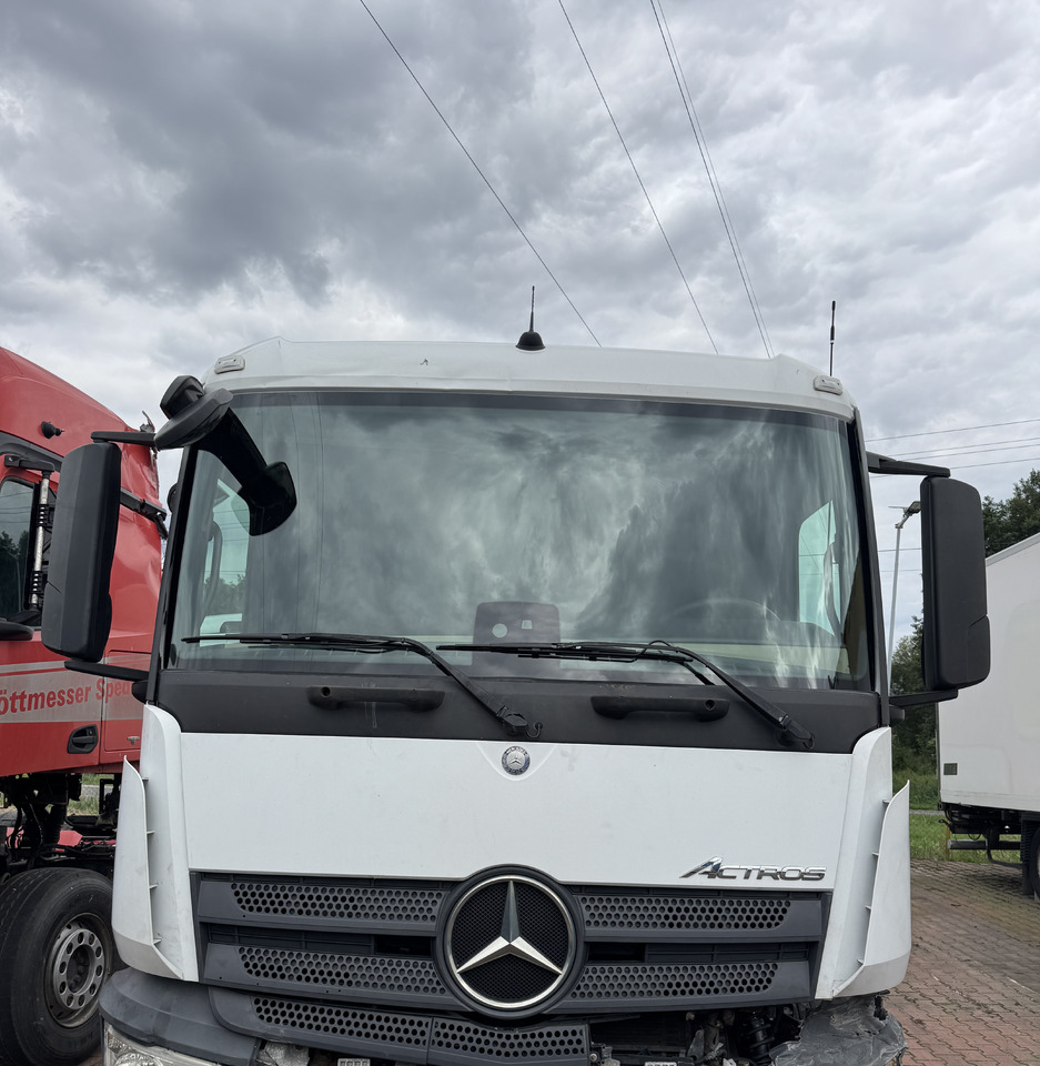 Mercedes Actros MP 4 Antos - Запчасти: фото 1 Mercedes Actros MP 4 Antos - Запчасти: фото 1