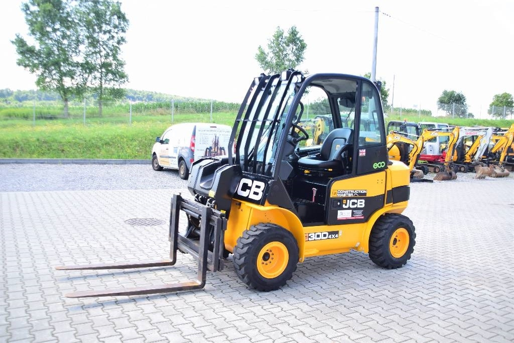 Дизельный погрузчик JCB TLT 30 D 4x4 TELETRUK: фото 1