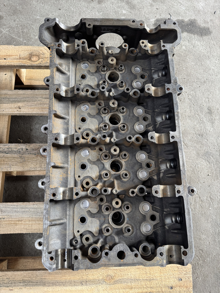 Mercedes Atego III - Головка блока для Грузовиков: фото 2 Mercedes Atego III - Головка блока для Грузовиков: фото 2