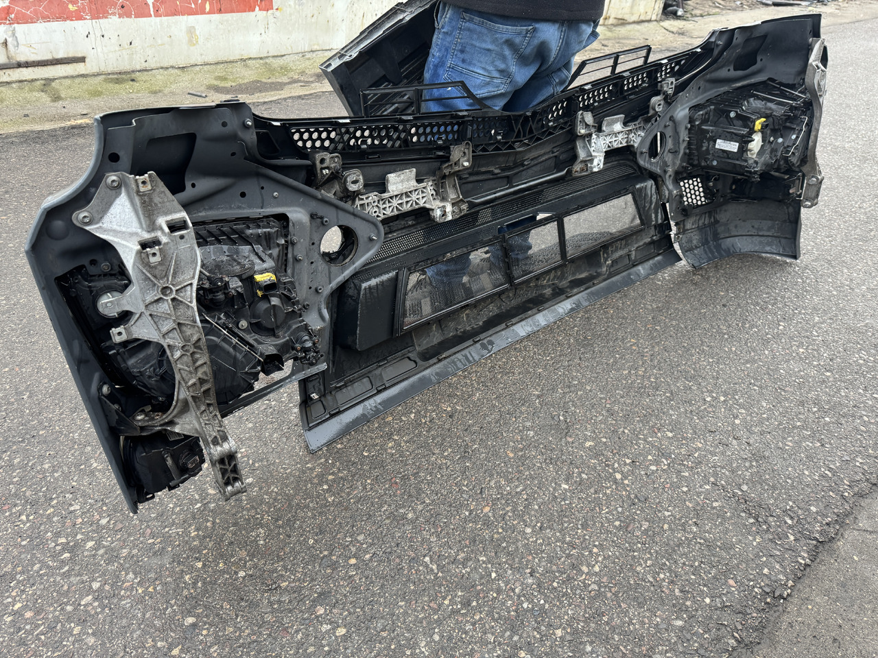 Mercedes-Benz Antos - Бампер для Грузовиков: фото 5 Mercedes-Benz Antos - Бампер для Грузовиков: фото 5