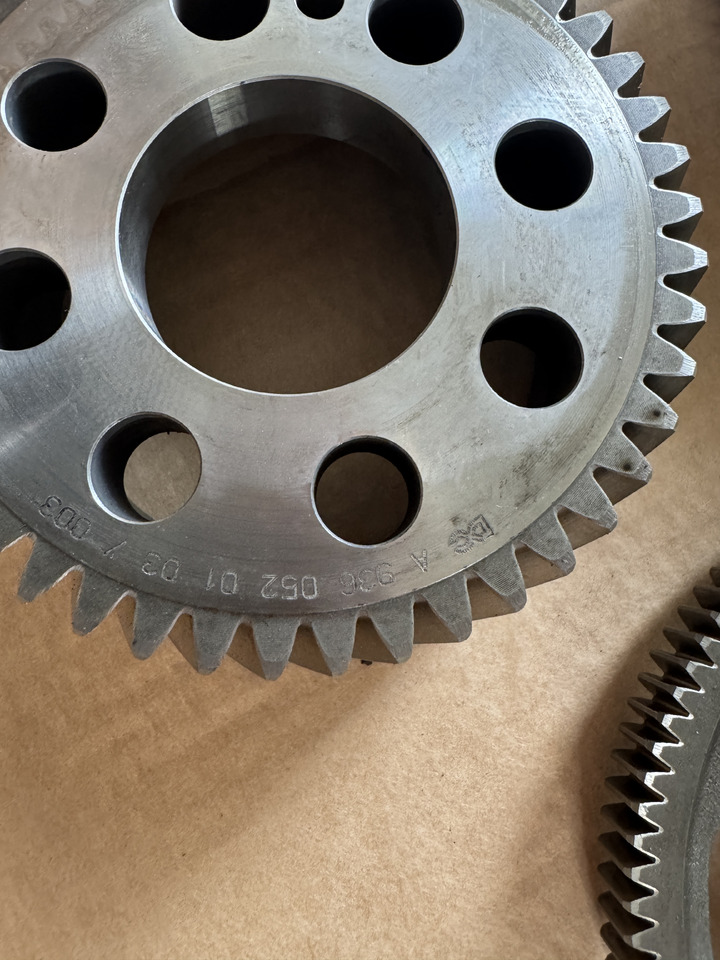 Mercedes-Benz Atego III E6 OM934LA Mercedes-Benz Atego III E6 - Распределительный вал для Грузовиков: фото 4 Mercedes-Benz Atego III E6 OM934LA Mercedes-Benz Atego III E6 - Распределительный вал для Грузовиков: фото 4