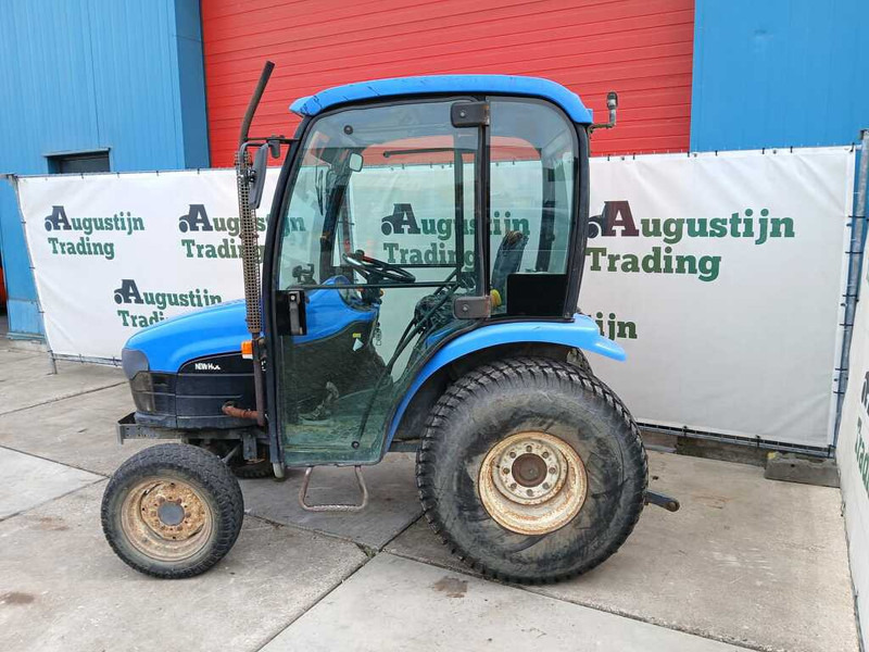 New Holland TC 27 - Минитрактор: фото 2 New Holland TC 27 - Минитрактор: фото 2