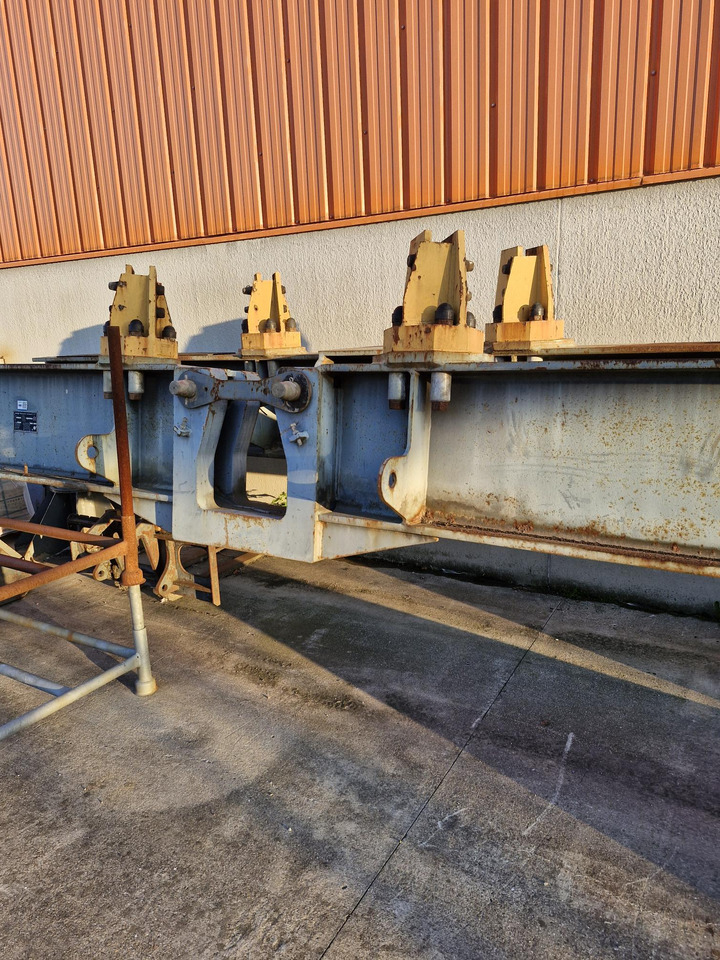 Liebherr 71EC B kreuz 3,80x3,80m - Кран: фото 1 Liebherr 71EC B kreuz 3,80x3,80m - Кран: фото 1