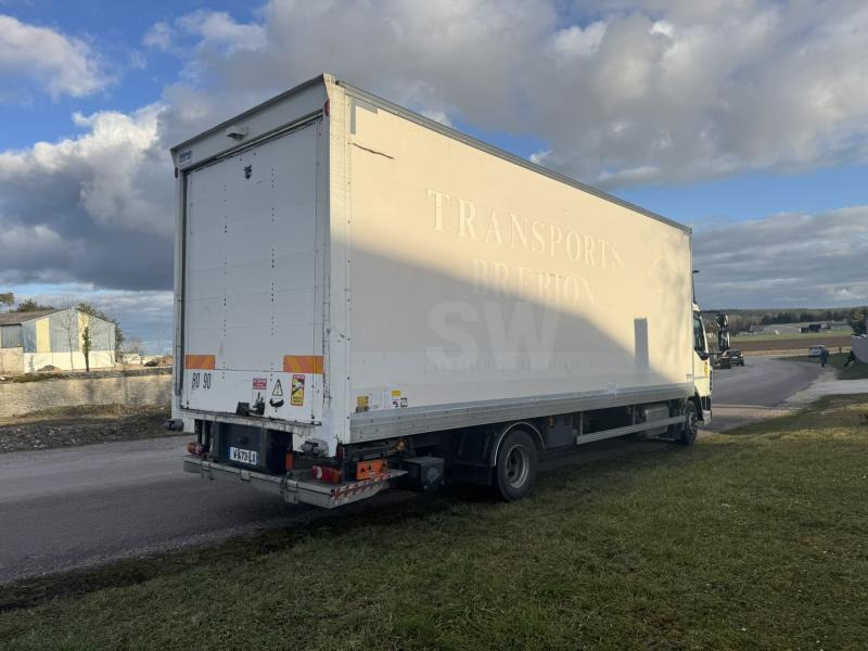 Грузовик с закрытым кузовом DAF LF 210 FA: фото 8