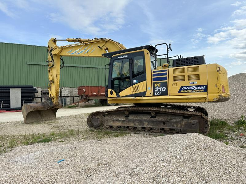 Komatsu PC210LC i - Гусеничный экскаватор: фото 5 Komatsu PC210LC i - Гусеничный экскаватор: фото 5