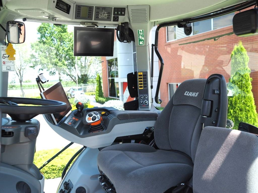 Claas Axion 920 CMATIC, GPS, CEMIS 1200, PTO - Трактор: фото 5 Claas Axion 920 CMATIC, GPS, CEMIS 1200, PTO - Трактор: фото 5