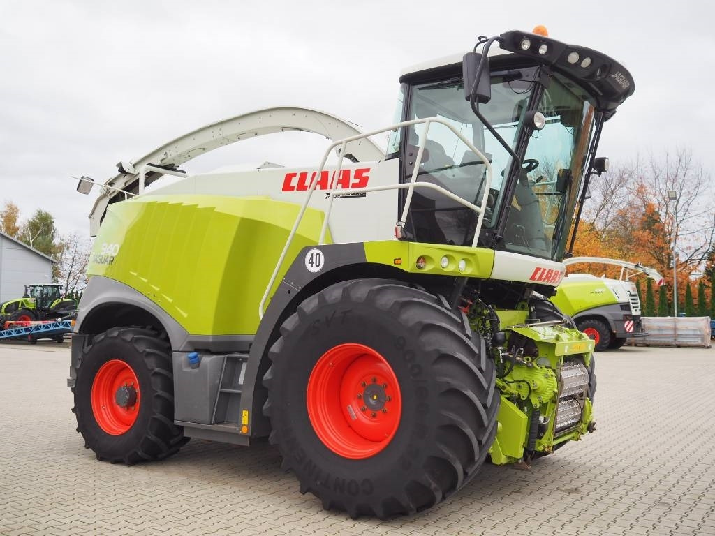 Claas Jaguar 940 4x4 - Кормоуборочный комбайн: фото 4 Claas Jaguar 940 4x4 - Кормоуборочный комбайн: фото 4