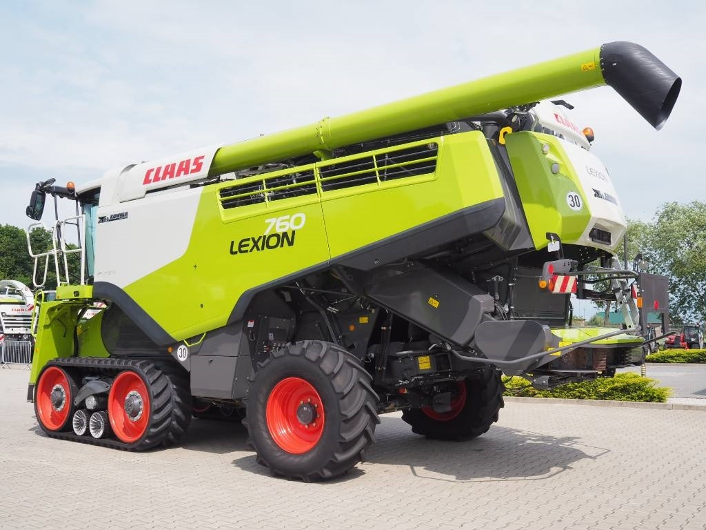 Claas Lexion 760TT + V930 - Зерноуборочный комбайн: фото 2 Claas Lexion 760TT + V930 - Зерноуборочный комбайн: фото 2