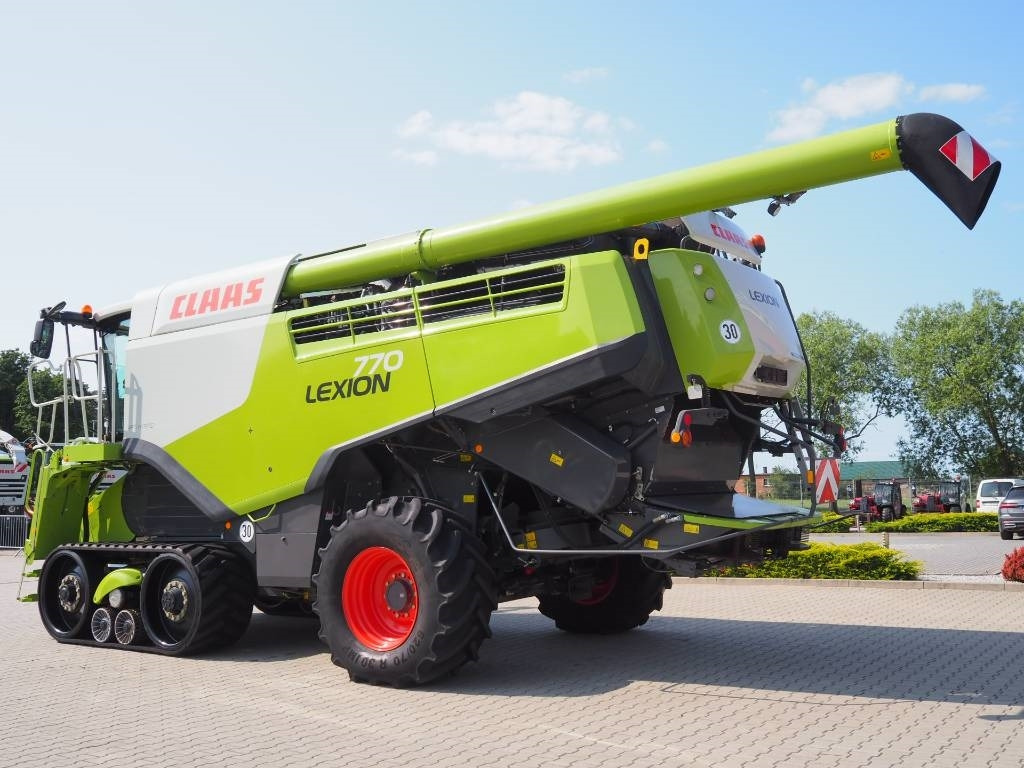 Claas Lexion 770TT + V1050 - Зерноуборочный комбайн: фото 2 Claas Lexion 770TT + V1050 - Зерноуборочный комбайн: фото 2