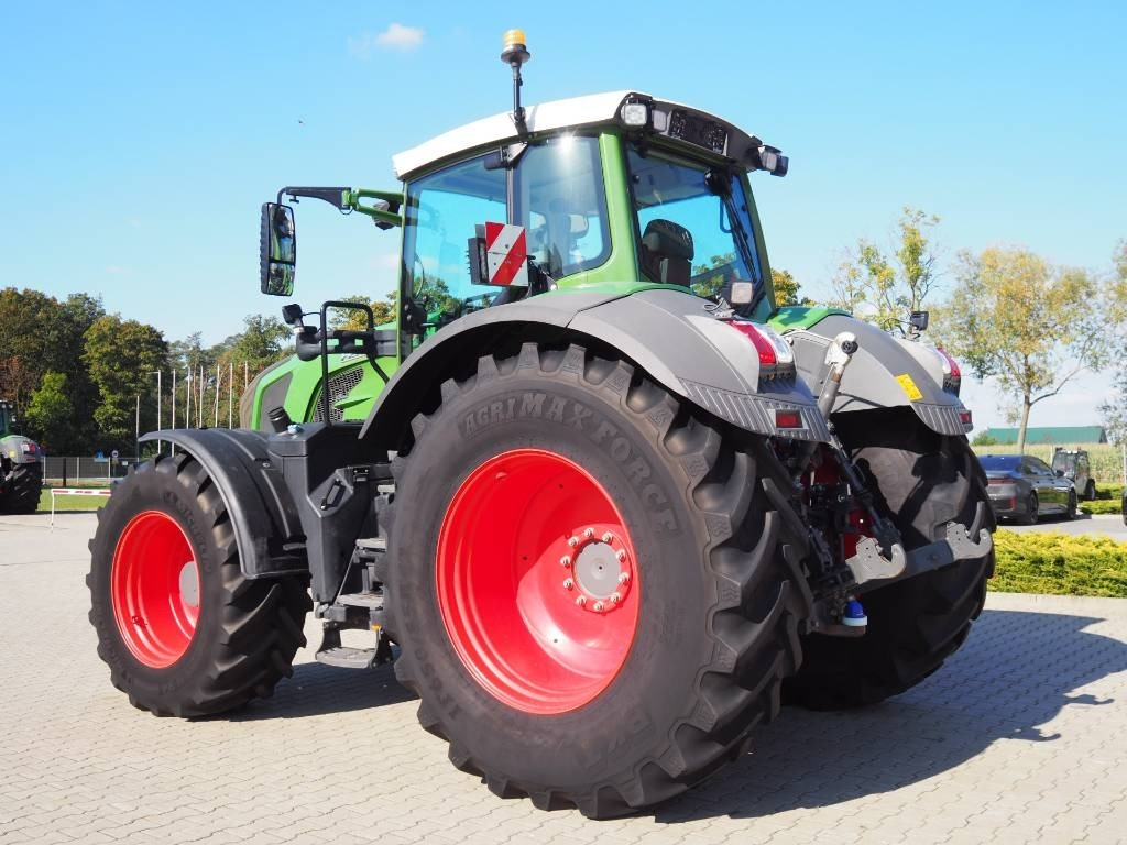 Fendt 824 Vario S4 ProfiPlus, GPS - Трактор: фото 2 Fendt 824 Vario S4 ProfiPlus, GPS - Трактор: фото 2