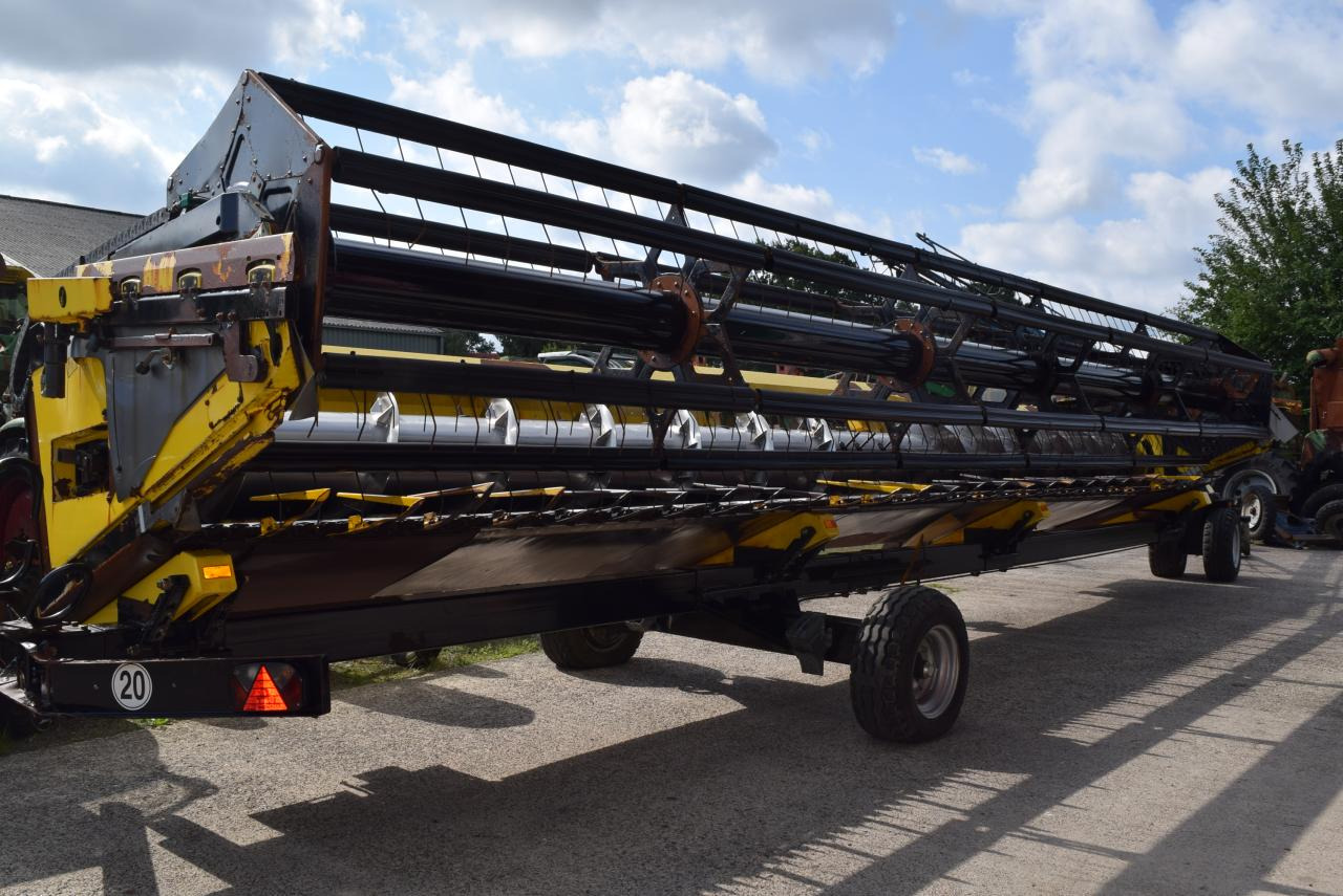 Biso VX 900 Crop Ranger highline *Schneidwerk* - Жатка зерновая: фото 1 Biso VX 900 Crop Ranger highline *Schneidwerk* - Жатка зерновая: фото 1