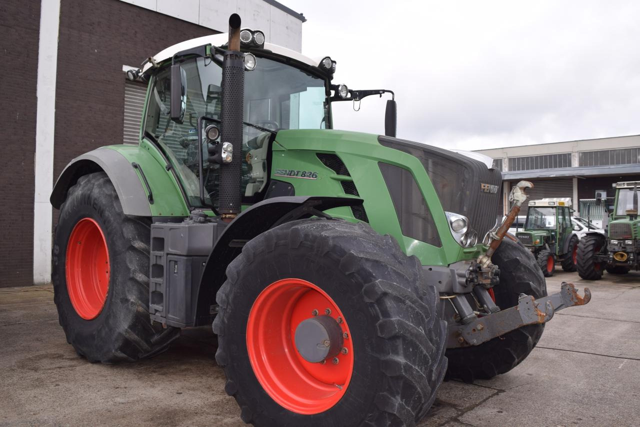 Fendt 826 Vario SCR ProfiPlus - Трактор: фото 4 Fendt 826 Vario SCR ProfiPlus - Трактор: фото 4