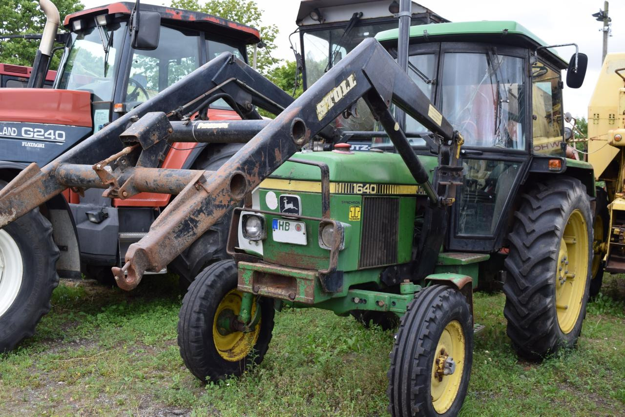 John Deere 1640 - Трактор: фото 1 John Deere 1640 - Трактор: фото 1