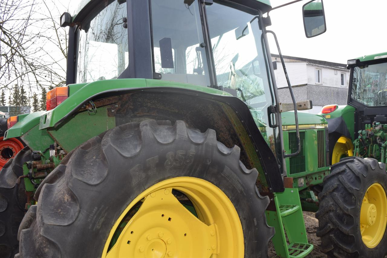 John Deere 6100 - Трактор: фото 5 John Deere 6100 - Трактор: фото 5