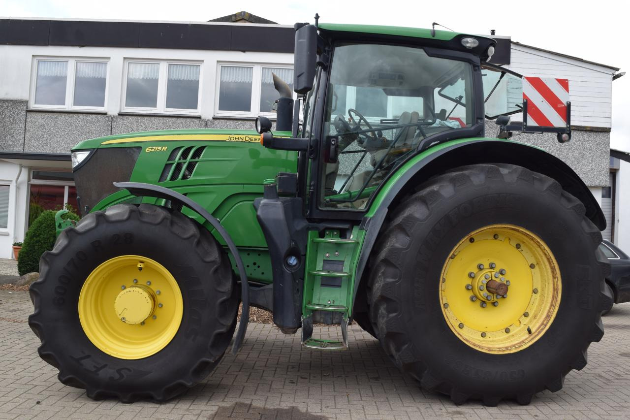 John Deere 6215 R - Трактор: фото 2 John Deere 6215 R - Трактор: фото 2