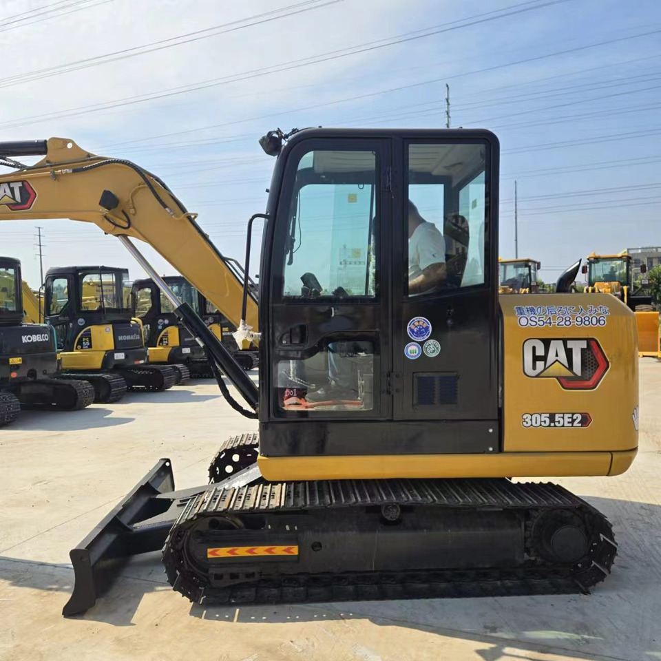 CATERPILLAR 305.5E2 - Мини-экскаватор: фото 2 CATERPILLAR 305.5E2 - Мини-экскаватор: фото 2