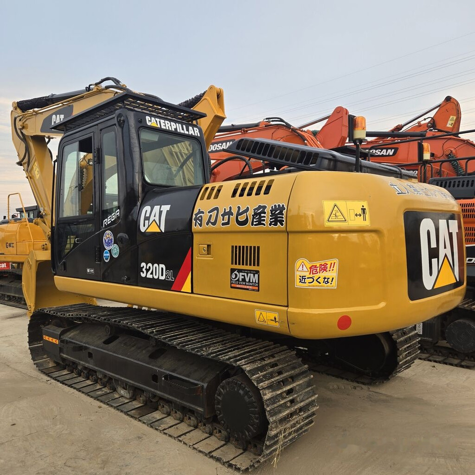 Caterpillar 320DL - Гусеничный экскаватор: фото 4 Caterpillar 320DL - Гусеничный экскаватор: фото 4
