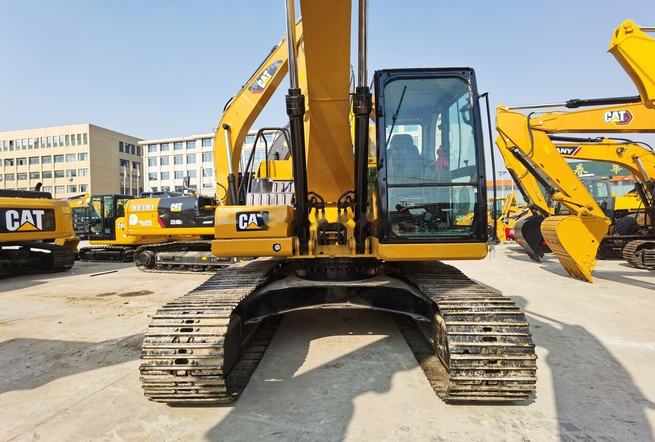 Caterpillar 320GC - Гусеничный экскаватор: фото 1 Caterpillar 320GC - Гусеничный экскаватор: фото 1