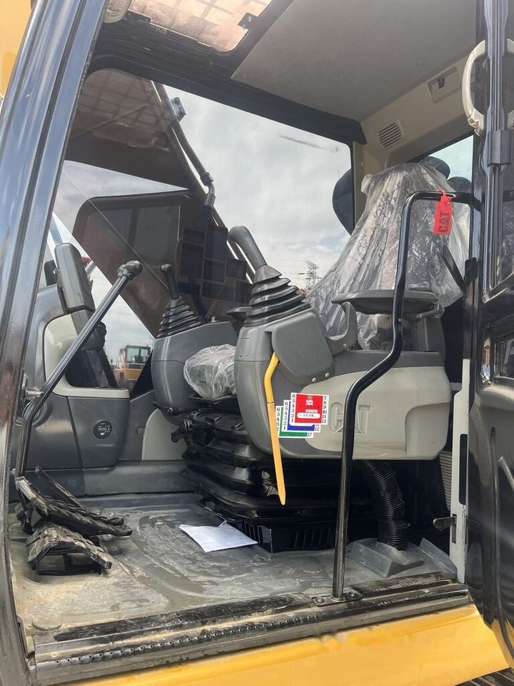 Caterpillar 323D2L - Гусеничный экскаватор: фото 2 Caterpillar 323D2L - Гусеничный экскаватор: фото 2