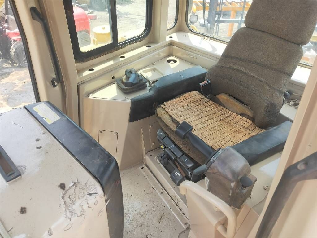 Caterpillar D 6 R - Бульдозер: фото 3 Caterpillar D 6 R - Бульдозер: фото 3